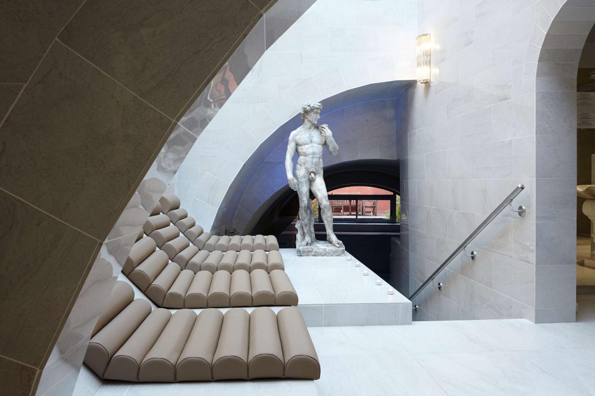 Cour Des Loges Lyon, A Radisson Collection Hotel