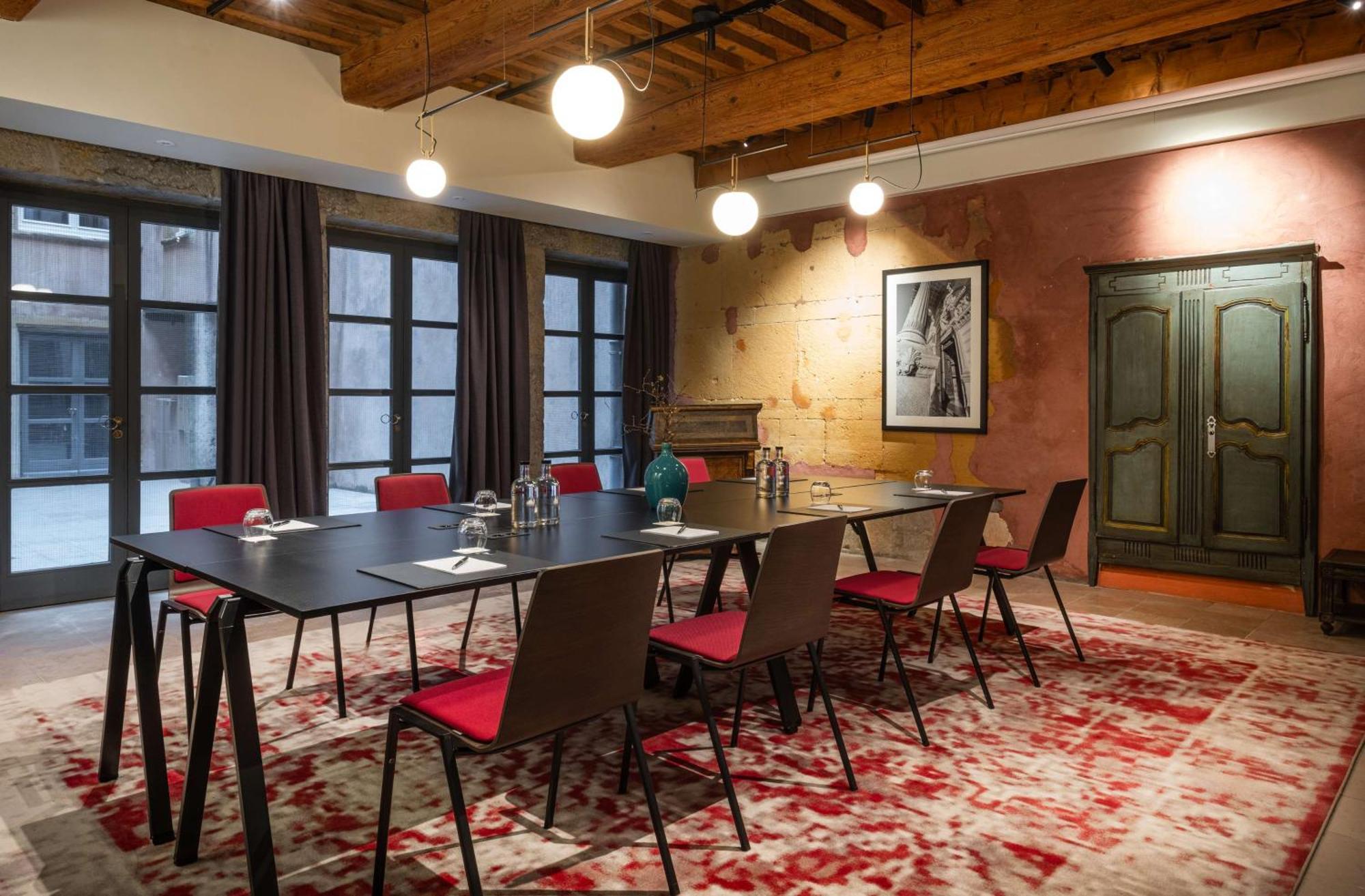 里昂Cour Des Loges，里昂丽笙精选酒店