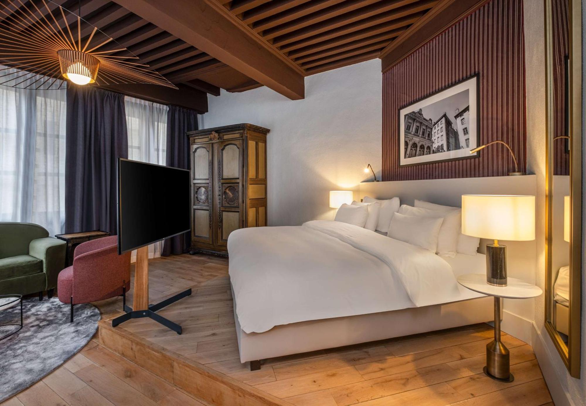 里昂Cour Des Loges，Radisson系列5*里昂