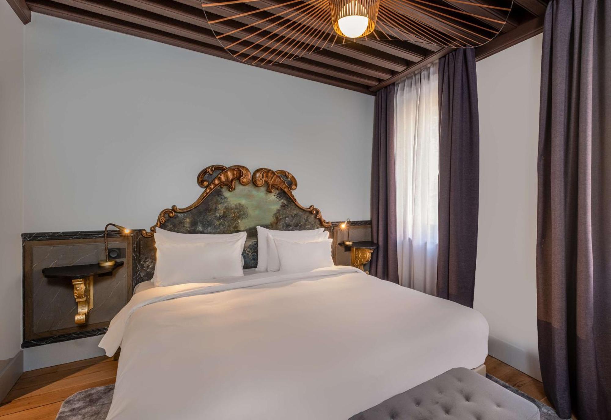 Cour Des Loges Lyon, A Radisson Collection Hotel